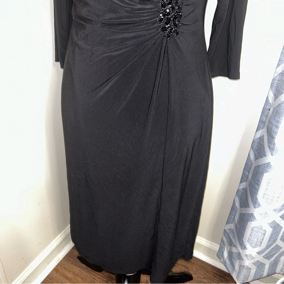 Kasper Women's Faux-Wrap Sheath Dress - Picture 3 of 5